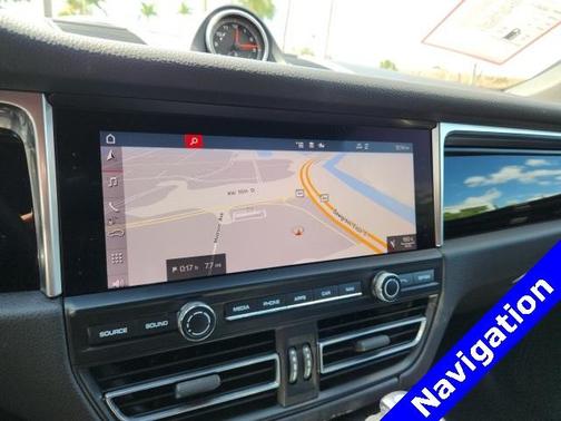 2021 Porsche Macan Base