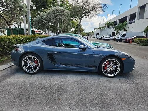 2018 Porsche 718 Cayman S