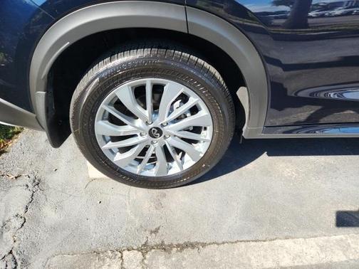 2025 INFINITI QX50 Luxe