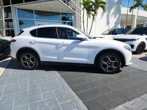 2019 Alfa Romeo Stelvio Ti