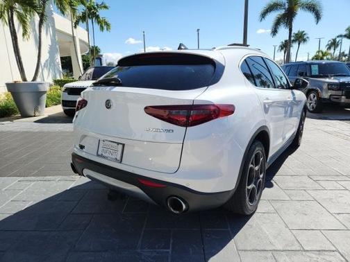 2019 Alfa Romeo Stelvio Ti