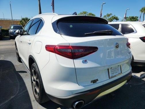 2019 Alfa Romeo Stelvio Ti