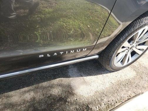 2020 Ford Expedition Platinum