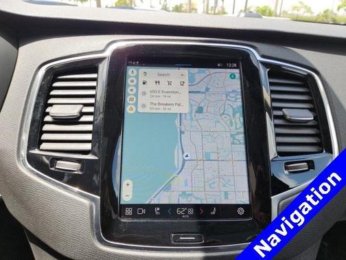 2024 Volvo XC90 B5 Plus Bright Theme