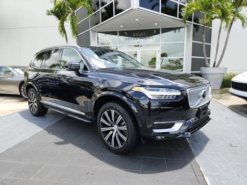 2024 Volvo XC90 B5 Plus Bright Theme