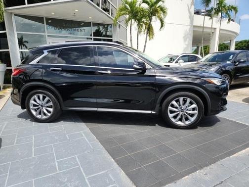 2022 INFINITI QX50 Luxe
