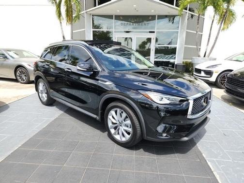 2022 INFINITI QX50 Luxe