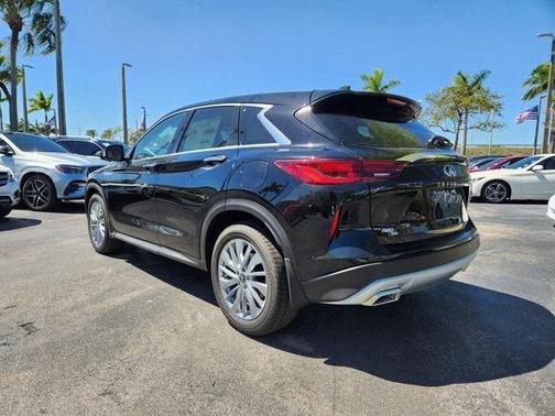 2025 INFINITI QX50 Pure