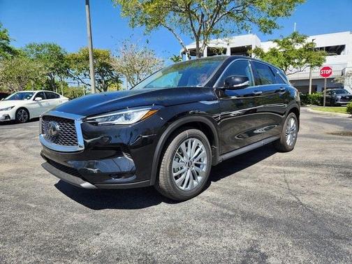 2025 INFINITI QX50 Pure