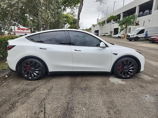 2021 Tesla Model Y Performance