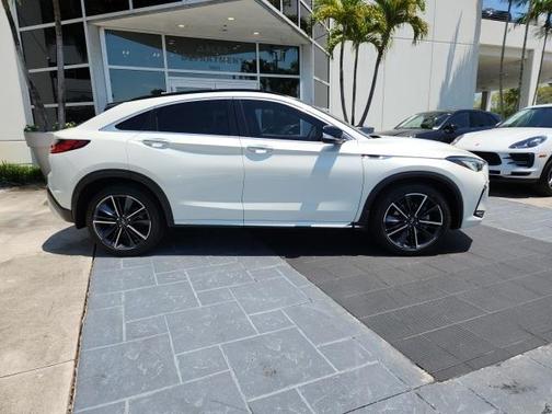 2023 INFINITI QX55 LUXE