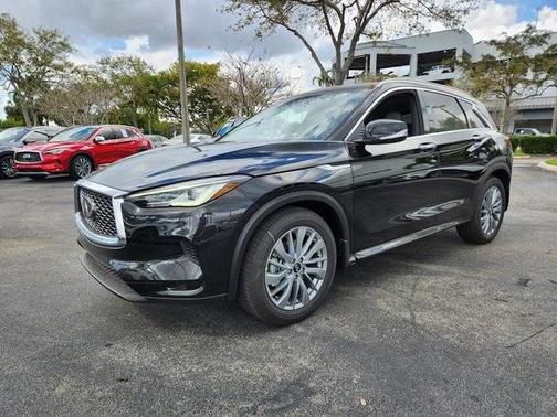 2025 INFINITI QX50 Luxe