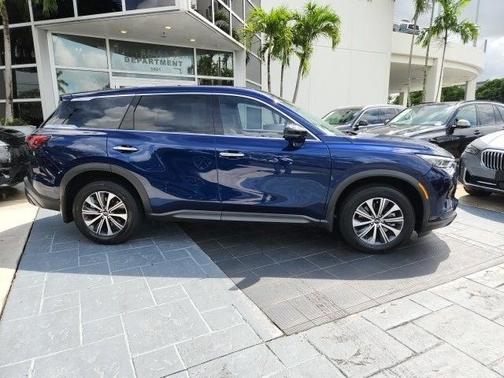 2025 INFINITI QX60 Pure
