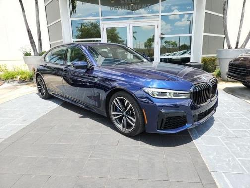 2022 BMW 750 i xDrive