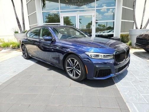 2022 BMW 750 i xDrive
