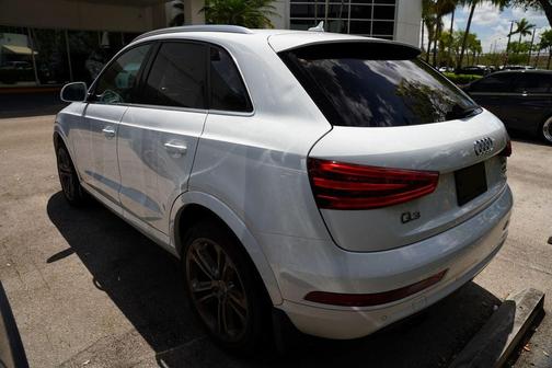 White 2015 Audi Q3 2.0T Premium Plus