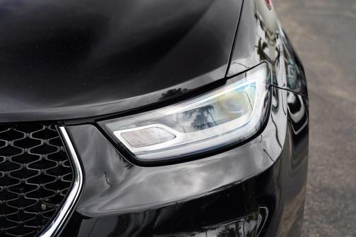 2024 Chrysler Pacifica Touring-L