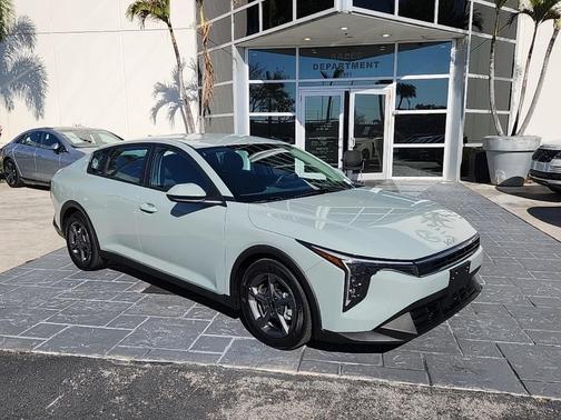 2025 Kia K4 