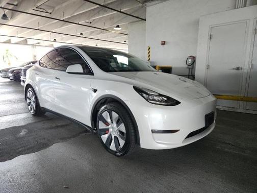 2022 Tesla Model Y Long Range