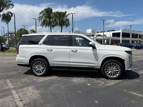 2022 Cadillac Escalade Premium Luxury