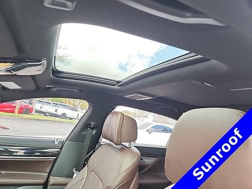 2020 BMW 750 i xDrive