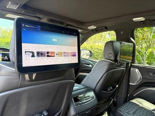 2023 Cadillac Escalade Sport Platinum
