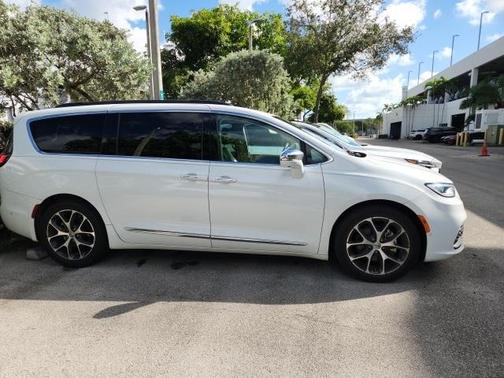 2022 Chrysler Pacifica Limited