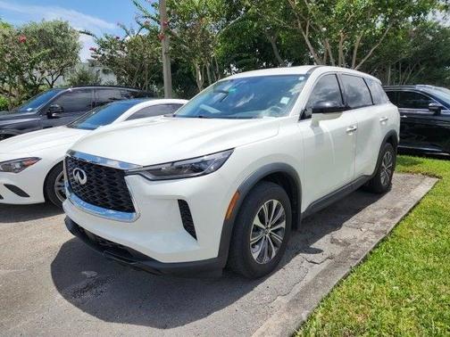 2022 INFINITI QX60 Pure