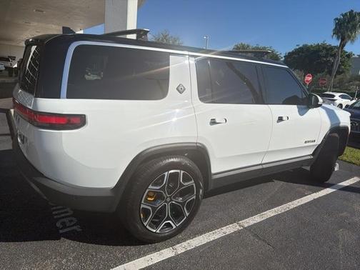 2023 Rivian R1S Adventure Quad Motor Large Pack