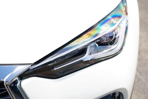 Radiant White 2025 INFINITI QX55 LUXE