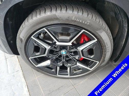 2024 BMW XM Base