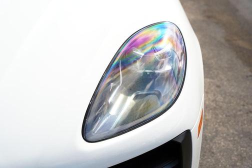 White 2019 Porsche Macan Base