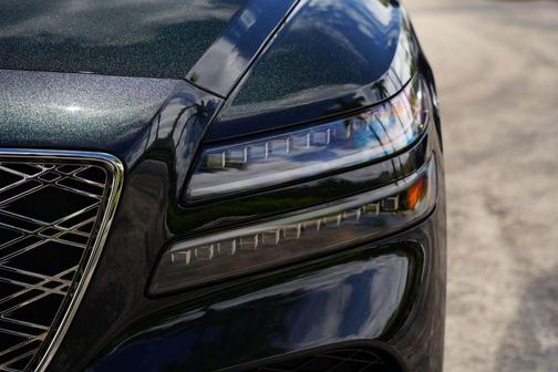 Black 2025 Genesis GV80 2.5T
