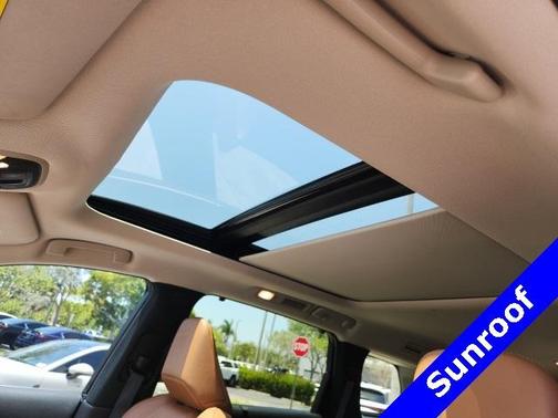 2022 INFINITI QX60 SENSORY