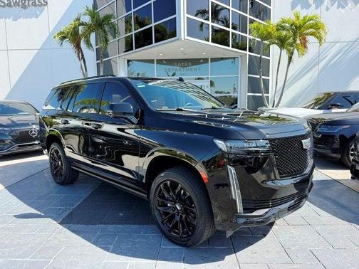 2023 Cadillac Escalade Sport