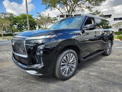 2025 INFINITI QX80 Luxe