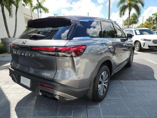 2025 INFINITI QX60 Pure