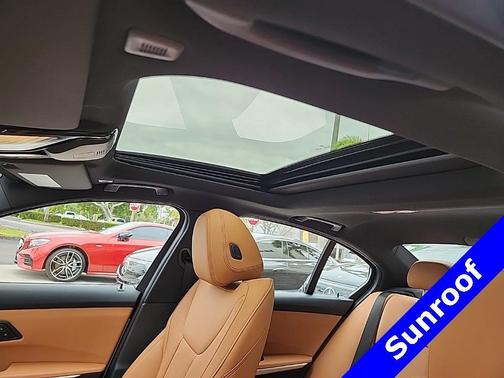 2025 BMW 330 i xDrive