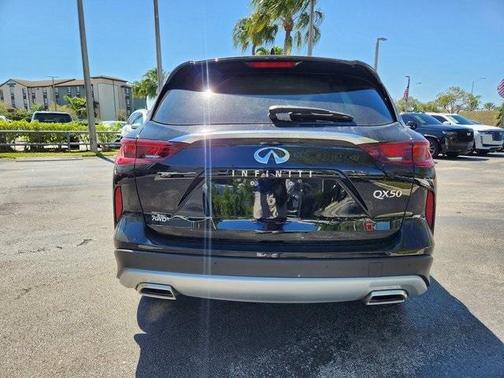 2025 INFINITI QX50 Pure