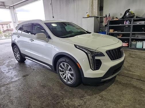 2019 Cadillac XT4 Premium Luxury