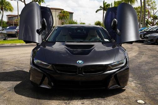2015 BMW i8 Base