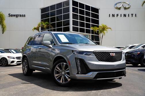 Silver Metallic 2025 Cadillac XT6 Premium Luxury FWD