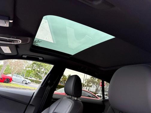 2023 Audi Q8 55 Premium