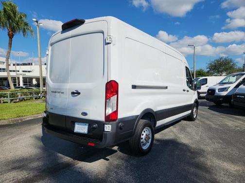 2024 Ford Transit-250 148 WB Medium Roof Cargo