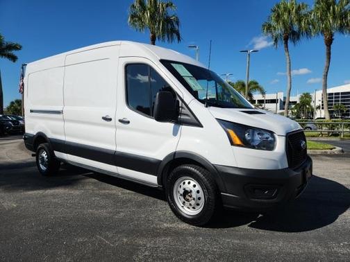 2024 Ford Transit-250 148 WB Medium Roof Cargo