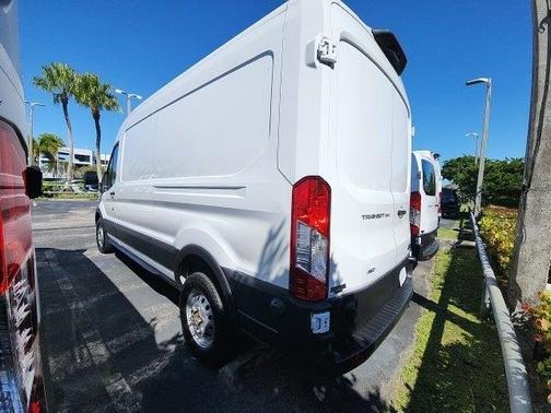 2024 Ford Transit-250 148 WB Medium Roof Cargo