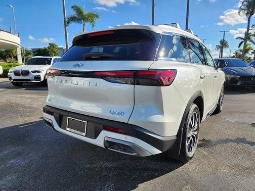 2025 INFINITI QX60 SENSORY