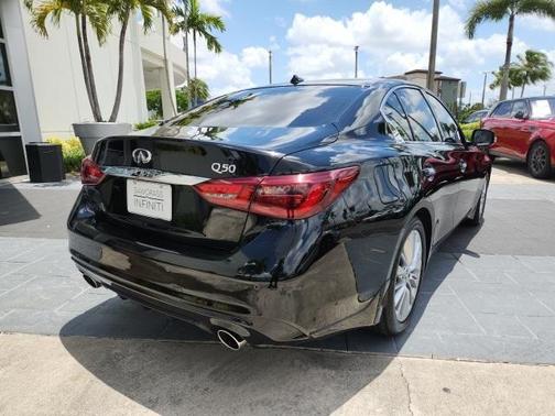 2024 INFINITI Q50 LUXE