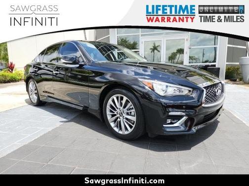 2024 INFINITI Q50 LUXE