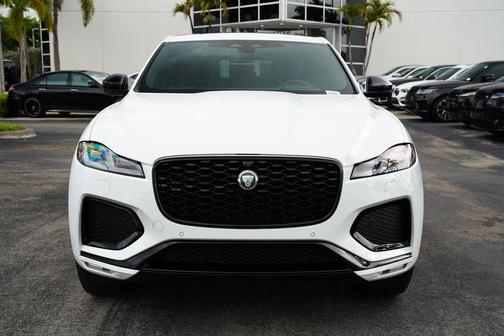 Fuji White 2026 Jaguar F-PACE P250 R-Dynamic S